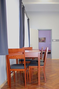 Liget Szálló, Uzsa